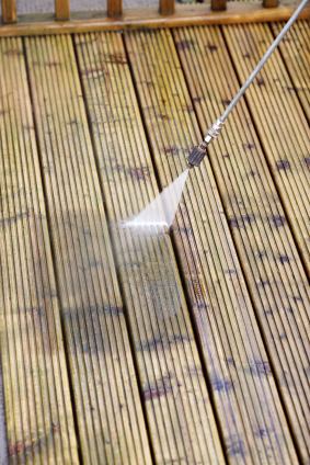 Pressure washing in Thousand Oaks, CA by Handyman Services